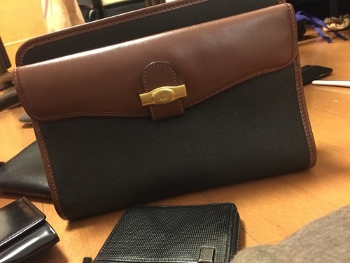 dunhill 。