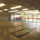 小学校が目の前の貸店舗（元コンビニ）あります