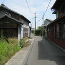 貸し倉庫？激ぼろです。月５千円　ただ１年分前払いです。中のガラクタアリ。多め - 賃貸（マンション/一戸建て）