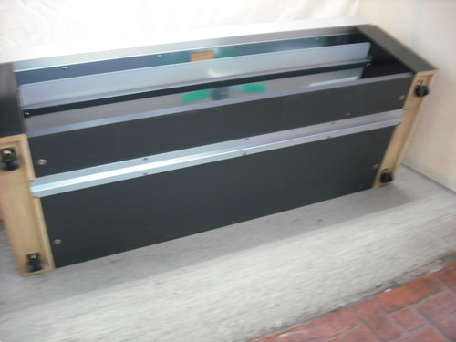 未使用新品　大型テレビボード。　ＨＩＴＡＣＨＩ　ｗ１４０ｄ５１ｈ４７、９０ｋｇグレー鏡面　