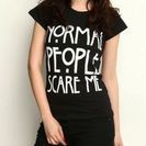 ☆Normal People Scare Me Tシャツ 輸入品★新品未開封の画像