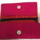 新品　刺繍入り財布の画像