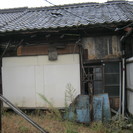 激ぼろ倉庫　廃墟かな　月１０００円、１年分前払い、　自分達で治し...
