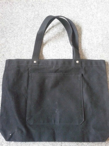 一澤帆布・一澤信三郎帆　　布カバン　　黒　縦　26㎝×横35㎝　マチ　7センチ