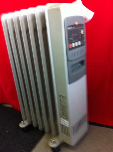 格安中古　オイルヒーターストーブ　。7枚羽根　モリタ　MO712M