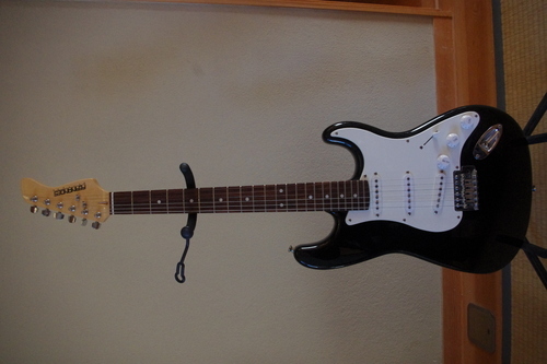 フェルナンデス　エレキギター