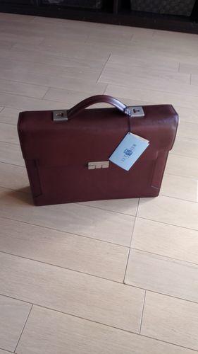 ル・タヌ社製　ブランド　アタッシュケース　新品　未使用