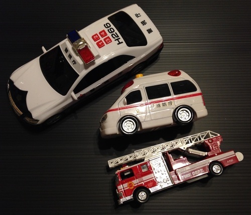 【パトカー、救急車、消防車】3点セット☆