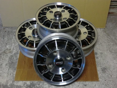 アルミホイール4本P.C.D.140 (トッシー) 北伊丹のタイヤ、ホイールの 