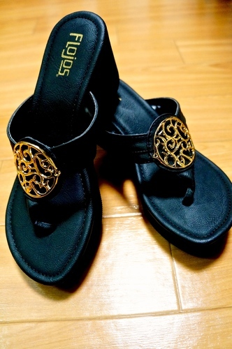 「Flojos」ビーチサンダル (黒) 大人の夏オシャレ