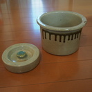 陶器のぬか床容器と重石のセット　の画像
