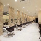 【新規オープン店】美容師スタイリスト・アシスタント募集！   社会保障の充実したサロンで一緒に働きましょう！の画像