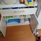 食器棚の画像