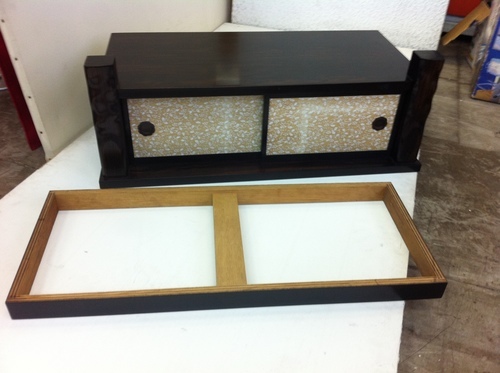 家具転廃業未使用新品　高級置き床　黒檀材２枚戸。平台付き２点　ｗ８０ｘｄ３９ｘｈ３５　１台限り