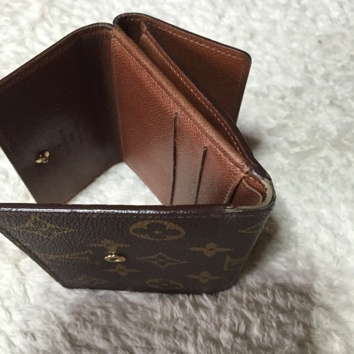 正規ルイヴィトン財布