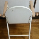 子供用食卓椅子の画像