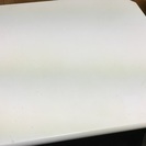 ホワイトローテーブル【¥0】の画像