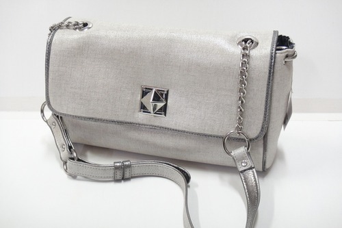 再入荷　新品　KAZ　ITO（カズ イトウ）　高級フォーマルバッグ