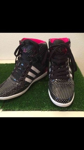 交渉中…新品☆adidasインヒ-ルスニ-カ-