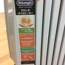 取引中【超美品】デロンギ オイルヒーター DDQ0915-WHの画像