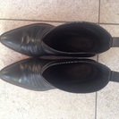 【超美品】ショートブーツ 本革 黒23.0の画像