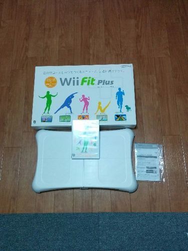 【受渡し★明石市近郊】Wiiフィットプラスセット