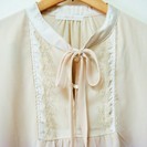 400円　シフォン素材ブラウス　Mの画像