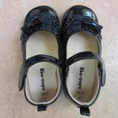 ■女の子用靴 （18cm）■　★値下げしました★　2回履いたものですの画像