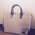 VOLVOのバッグの画像