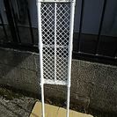 突っ張りタイプの棚  71cm～115cmの画像