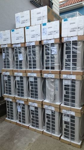 新品エアコン   六畳用タイプ 設置込み