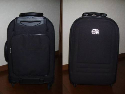 キャリーバッグ 布製 黒 美品 ＣＲ 旅行バッグ お得 使いやすい 便利　郵送可能