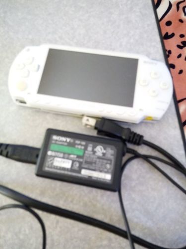 PSP、PS Vita PSP1000