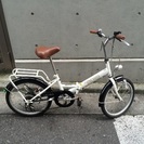 中古 折りたたみ自転車 6段変速ギア ホワイトの画像