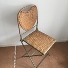 折りたたみ椅子の画像