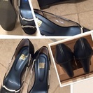 美品🌟スケルトン24.5センチネイビー靴の画像