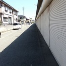 大阪府柏原市玉手町にある月極駐車場（青空、シャッター付有）🏠トランクルームとしてもご利用可能🚘 − 大阪府