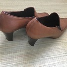 【ingイング】サイドゴアレザーパンプス　茶23cm　◆本革