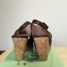 ウィルセレクション ブラウンのコルク底サンダルの画像