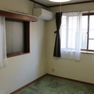 一軒家の家のお部屋お貸しします。