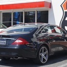 メルセデスベンツ　ＣＬＳ５００　ＤＶＤナビ、サンルーフ、黒革シート、ＥＴＣ、キーレス、ＨＩＤ、クルーズコントロール、シートヒーター　完全自社ローン※金利０％！！の画像