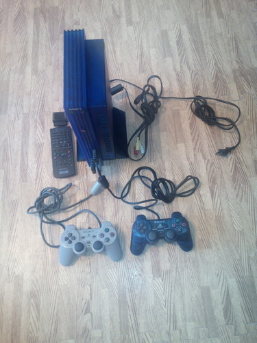 PS2本体＋ソフト3本付