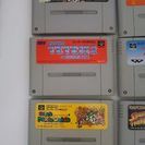 スーパーファミコン本体、ソフト6本、スーパーマリオワールド攻略本の画像