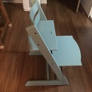 【ほぼ新品】STOKKE ベビーチェアの画像