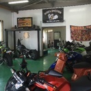 RIDE'n SHELTER  (ライドインシェルター)皆様の愛車を安心して置ける空間を提供したいと思い我々RIDE'n SHELTERが設立しました。 - その他