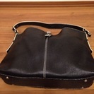 本革 黒のトートバッグの画像
