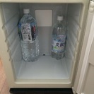 【中古】MITSUBISHI 三菱電機 1ドア電子冷蔵庫 RDP-25D-H 25L ペルチェ方式 ノンフロン 冷却保管庫の画像