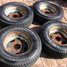 スタッドレスタイヤ　　215/80 R15　101Q　　三菱　デリカ　の画像