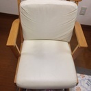 無料  ニトリ こたつテーブル  椅子二脚、長椅子１つの画像