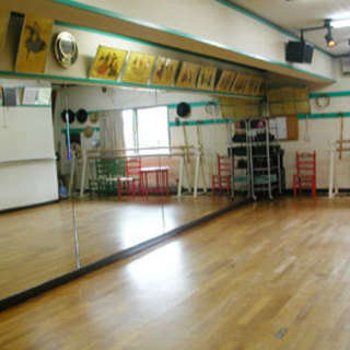 レンタルスタジオ・レギュラー教室募集‹フラメンコ・バレエ(Bar...